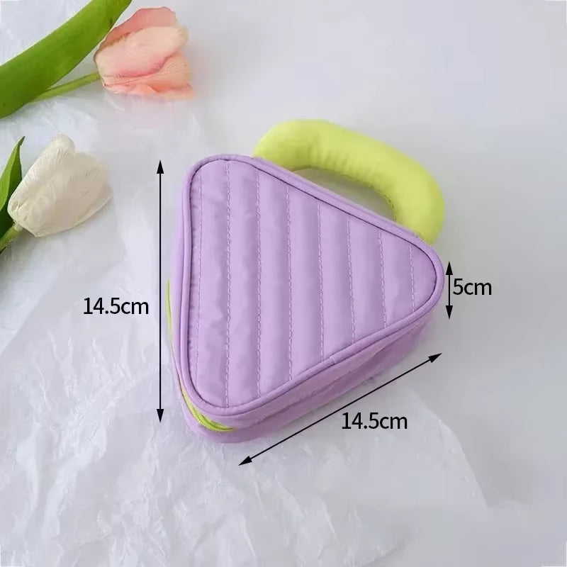 Portable Contrast Makeup Bag - Travel Cosmetic Storage