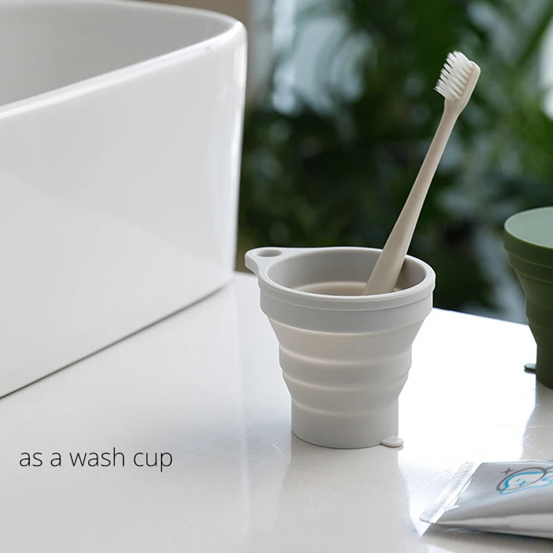 150ML Portable Silicone Folding Cup w/ Lid for Travel