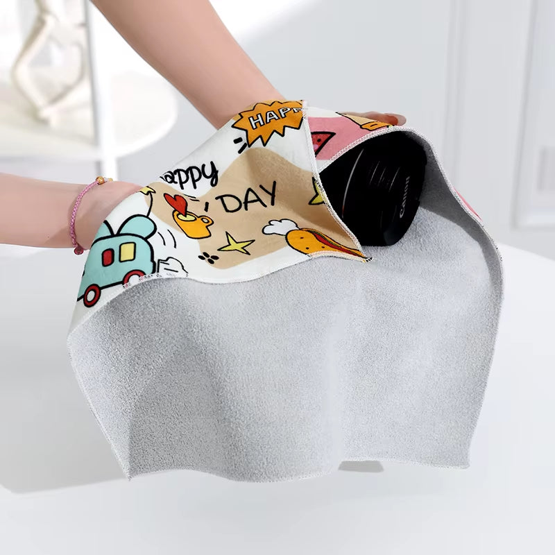 Magic Cloth Makeup Bag & Camera Lens Wrap, Self-Adhesive Storage