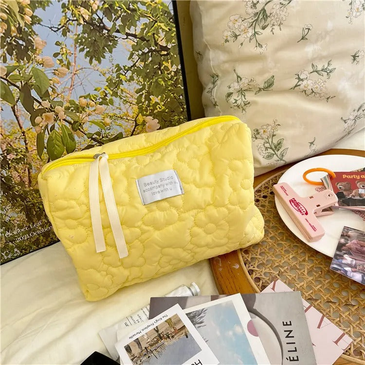 Floral Makeup Bag for Women – Travel Cosmetic Organizer